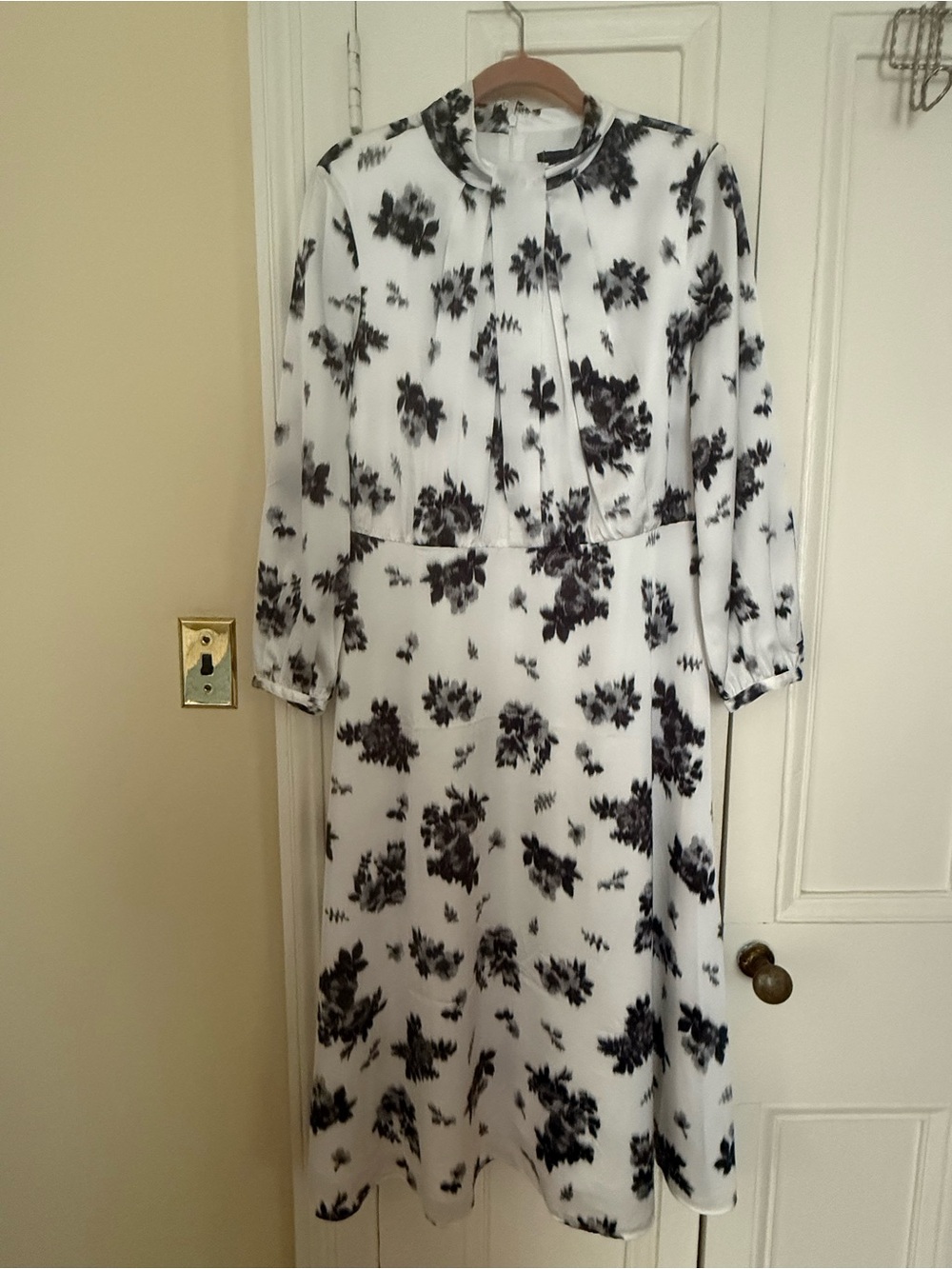 Ann Taylor White Long Sleeve Floral Midi Dress